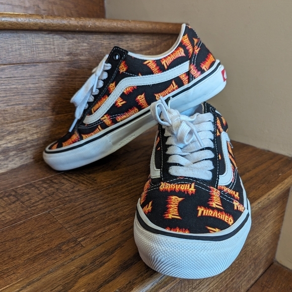 Vans x Thrasher limited edition old skool sneaker M Sz 8 W 10,  low top - Picture 5 of 16